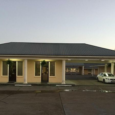 Stay Express Inn & Suites Demopolis Екстериор снимка